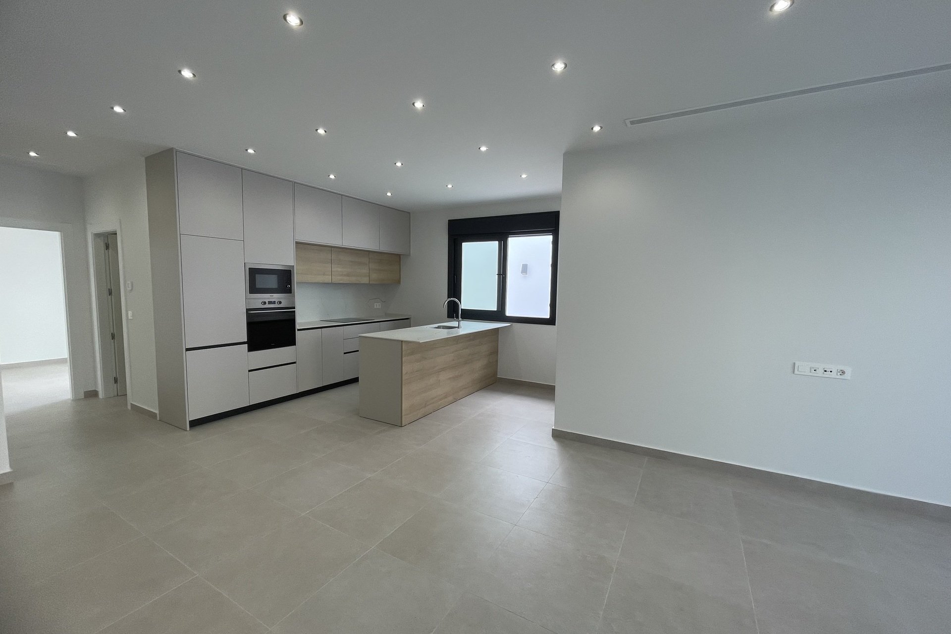 New Build - detached - Heredades