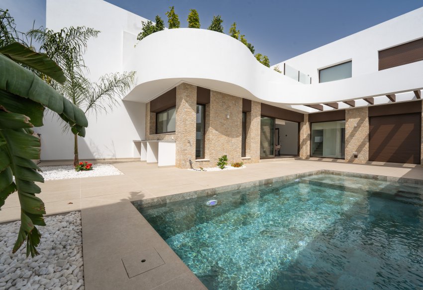 New Build - detached - Heredades