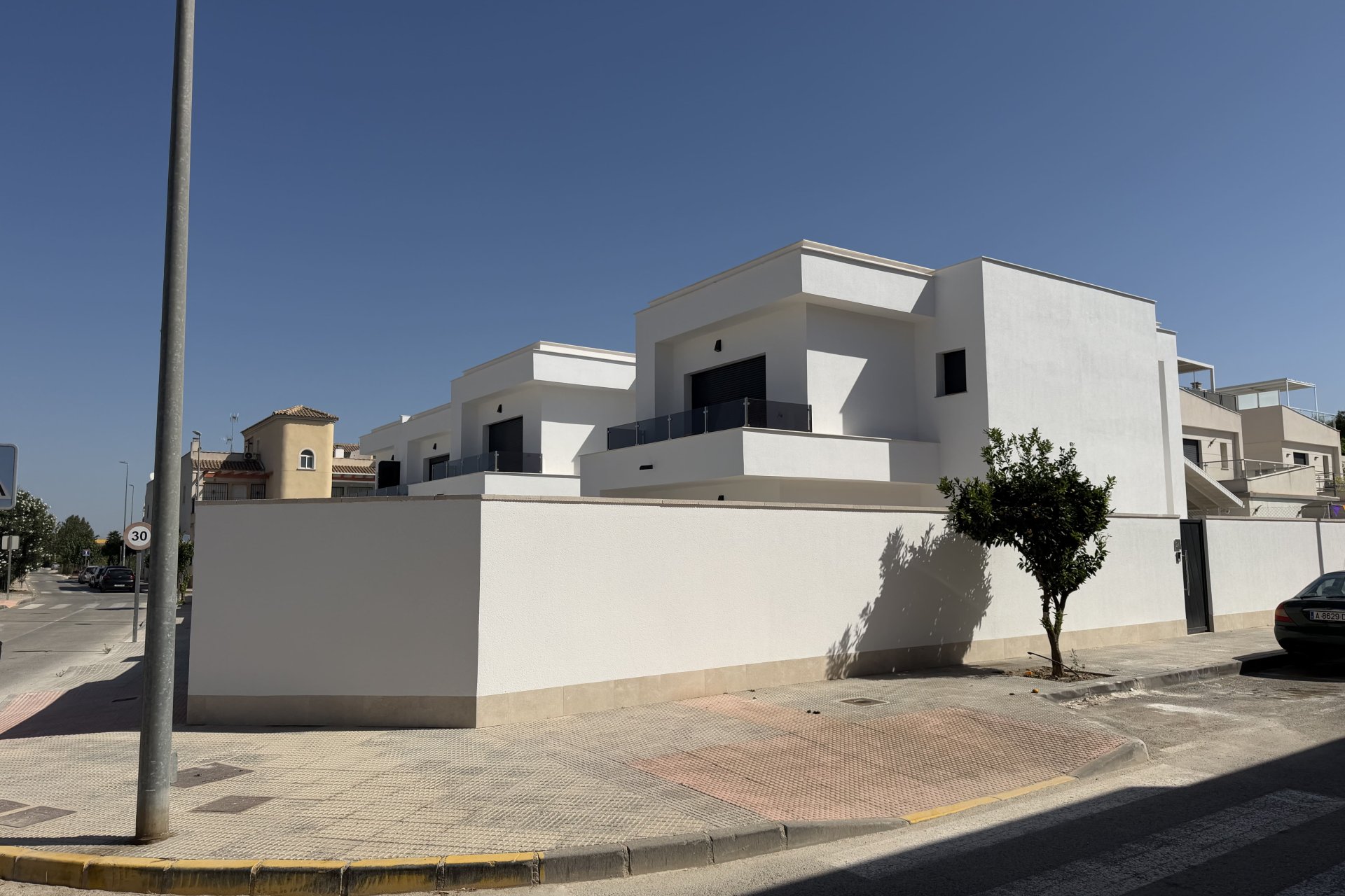New Build - detached - Heredades