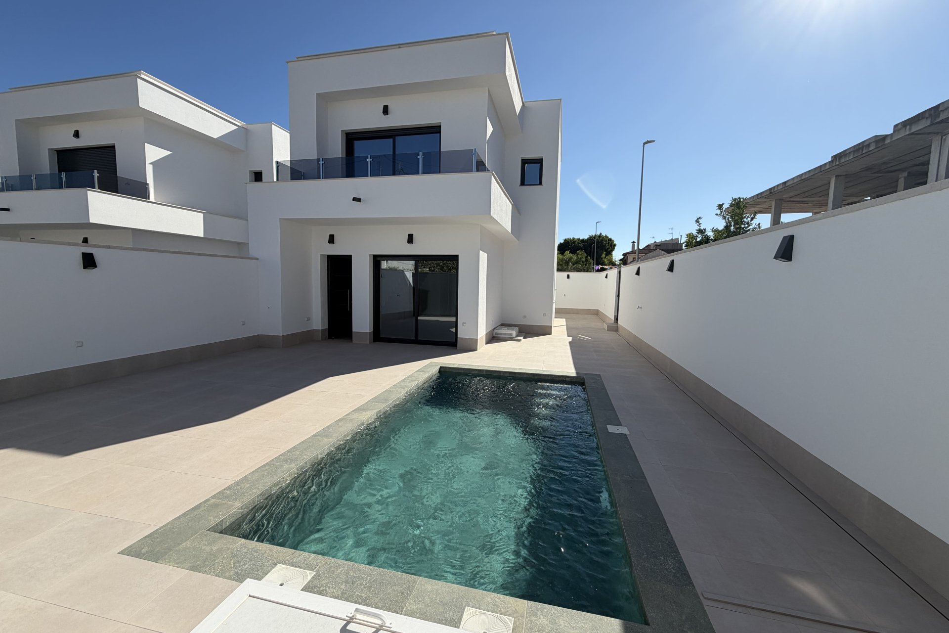 New Build - detached - Heredades