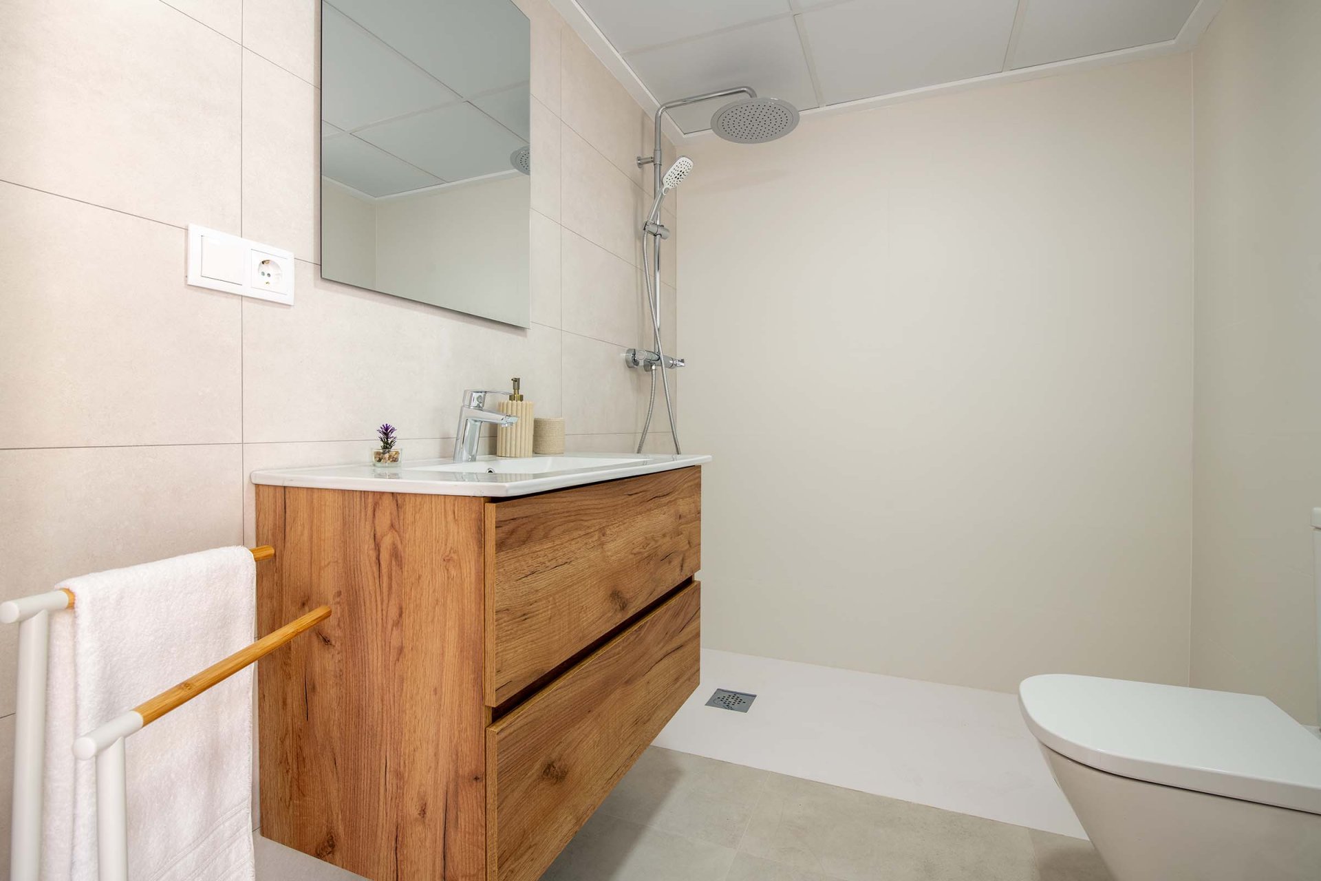 New Build - terraced - Cox