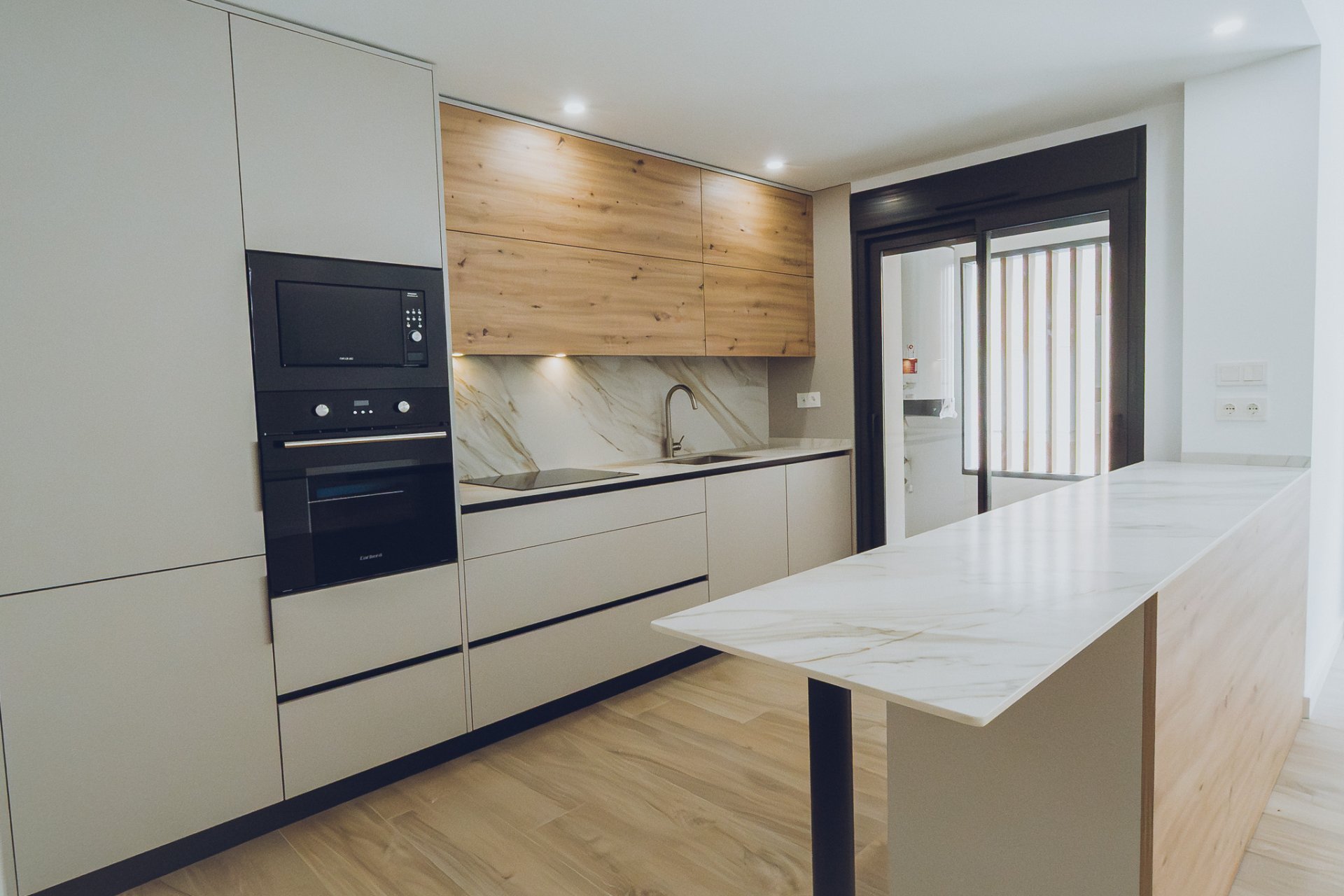 Новое здание - apartment - Redován