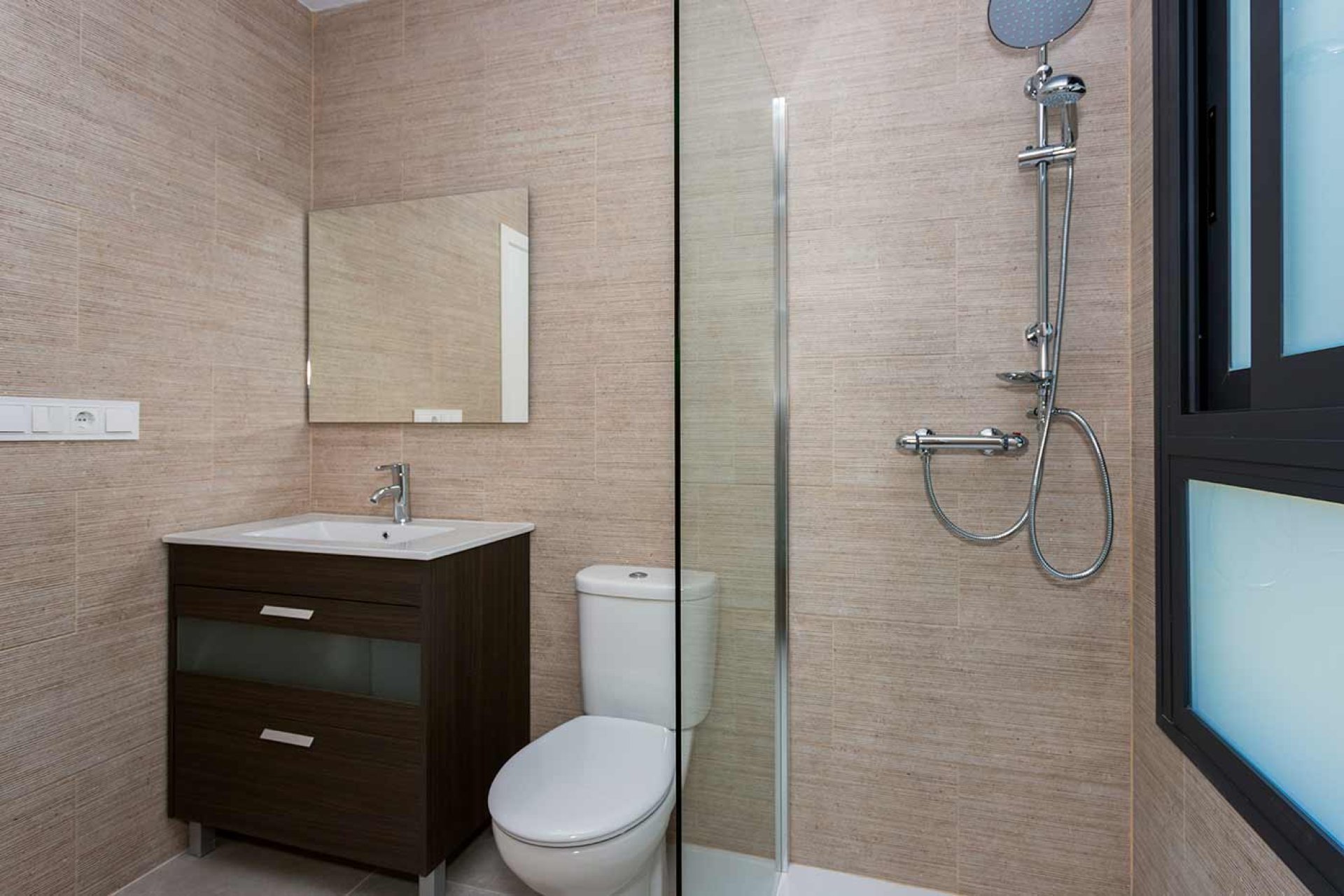 Новое здание - detached - Daya Nueva