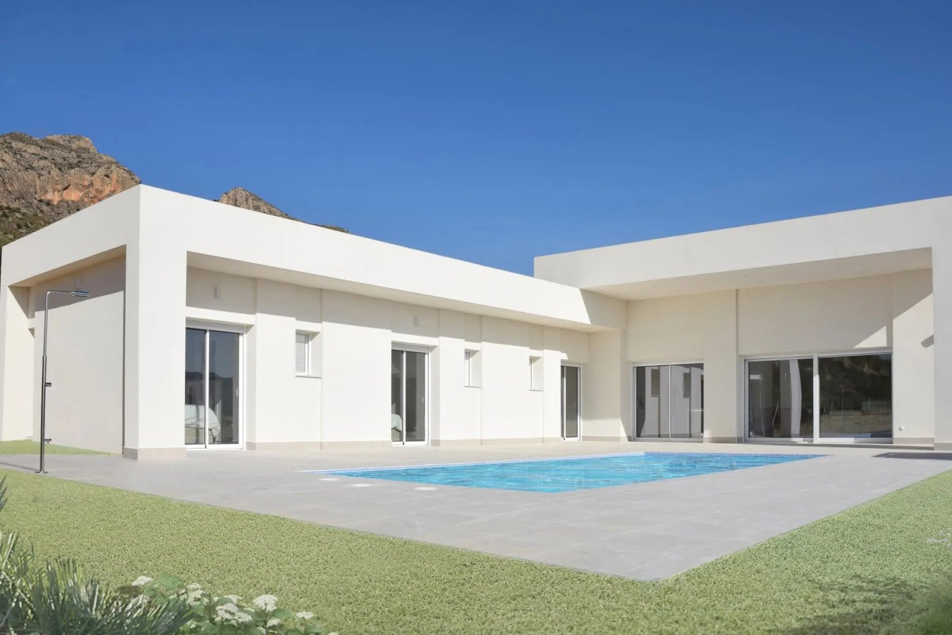 Новое здание - detached - La Romana