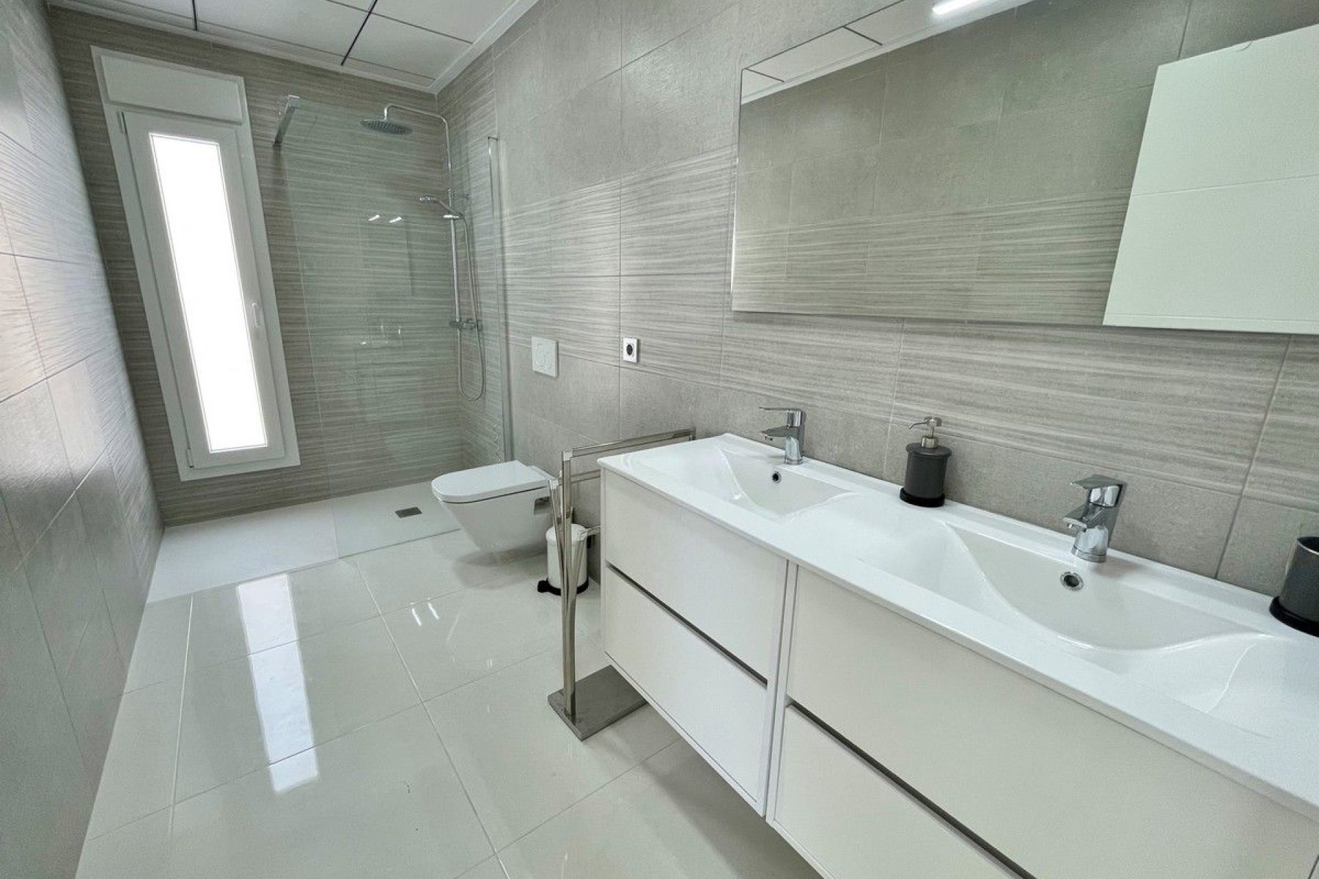 Новое здание - detached - Rafal