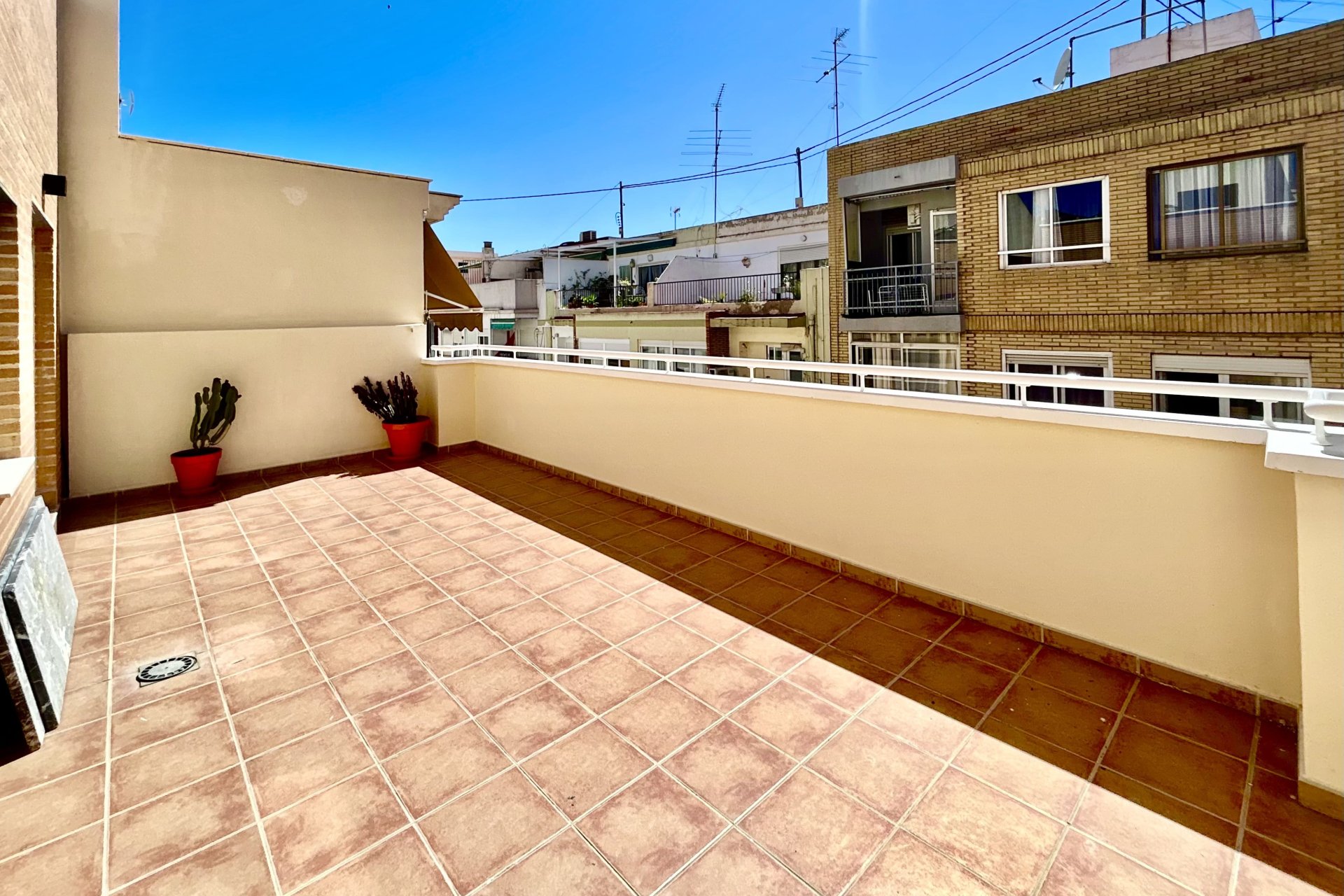 Новое здание - ground-floor - Alicante (Alacant)