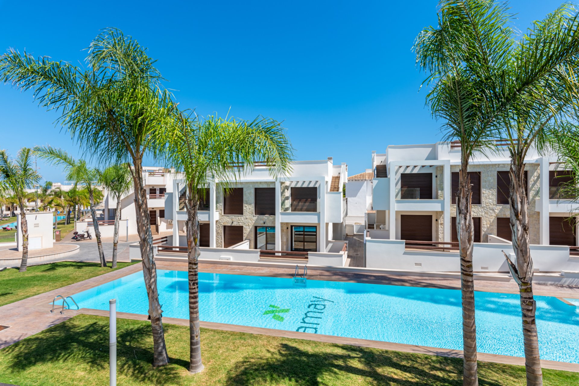 Новое здание - ground-floor - Torrevieja
