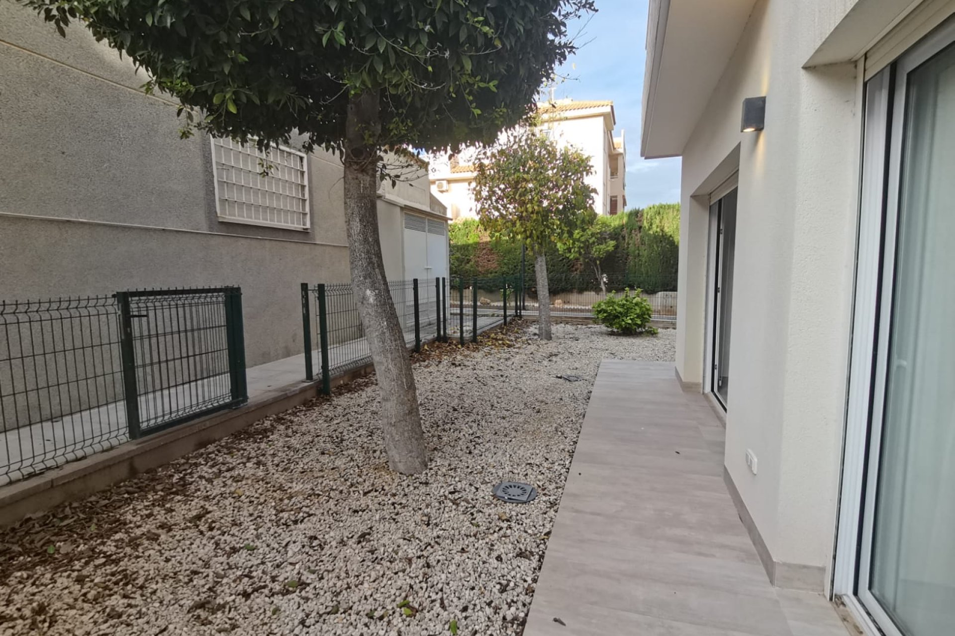 Новое здание - ground-floor - Torrevieja