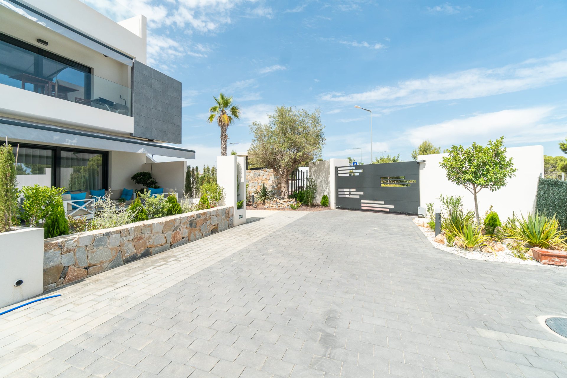 Новое здание - high-bungalow - Torrevieja