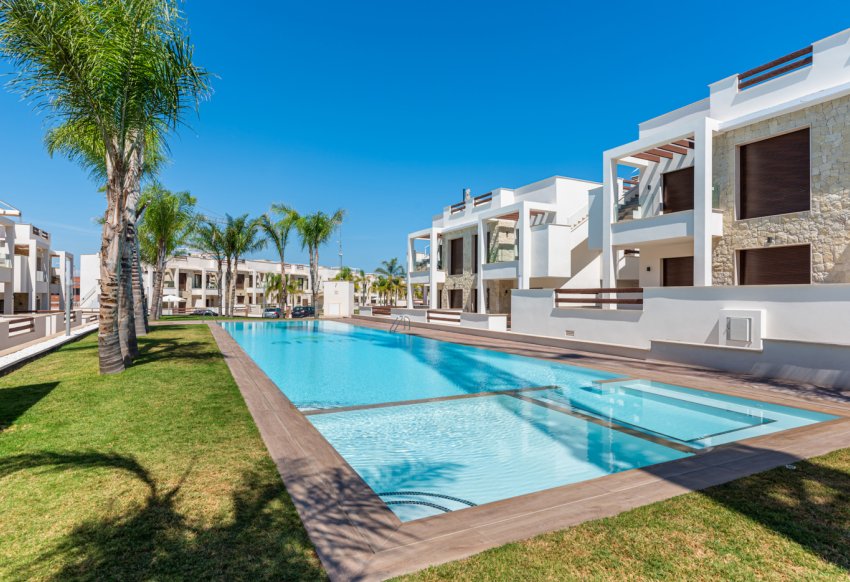 Новое здание - high-bungalow - Torrevieja