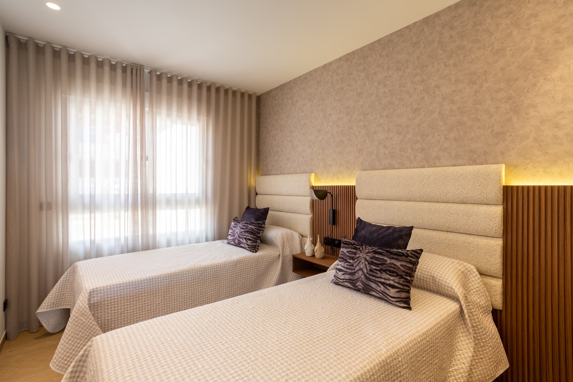 Новое здание - low-bungalow - Algorfa