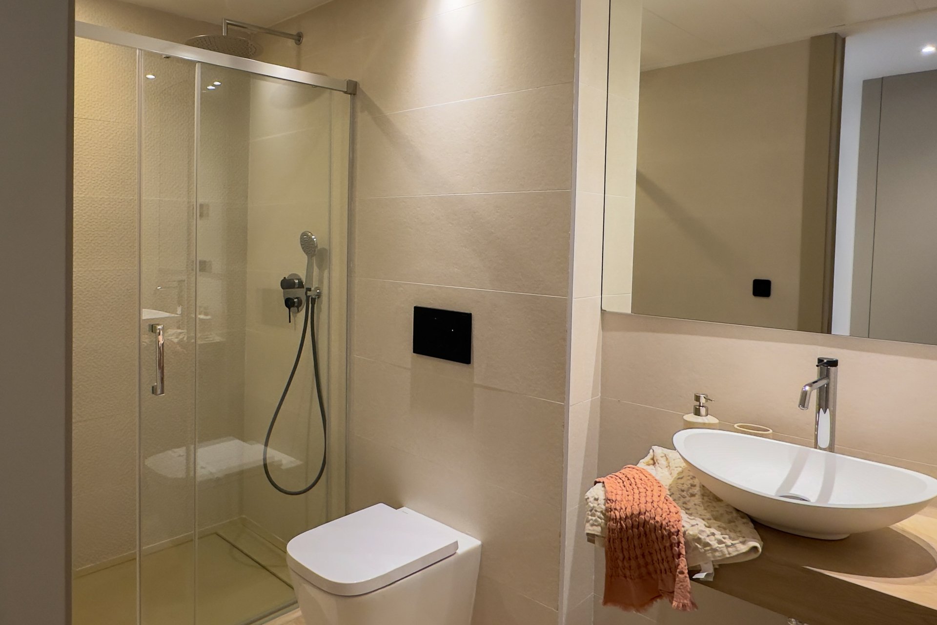Новое здание - low-bungalow - Algorfa