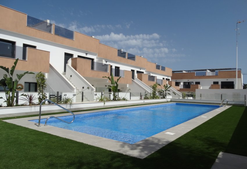 Новое здание - low-bungalow - Pilar de la Horadada