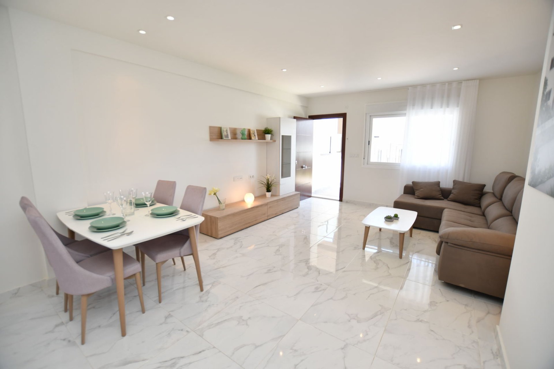 Новое здание - low-bungalow - San Miguel de Salinas