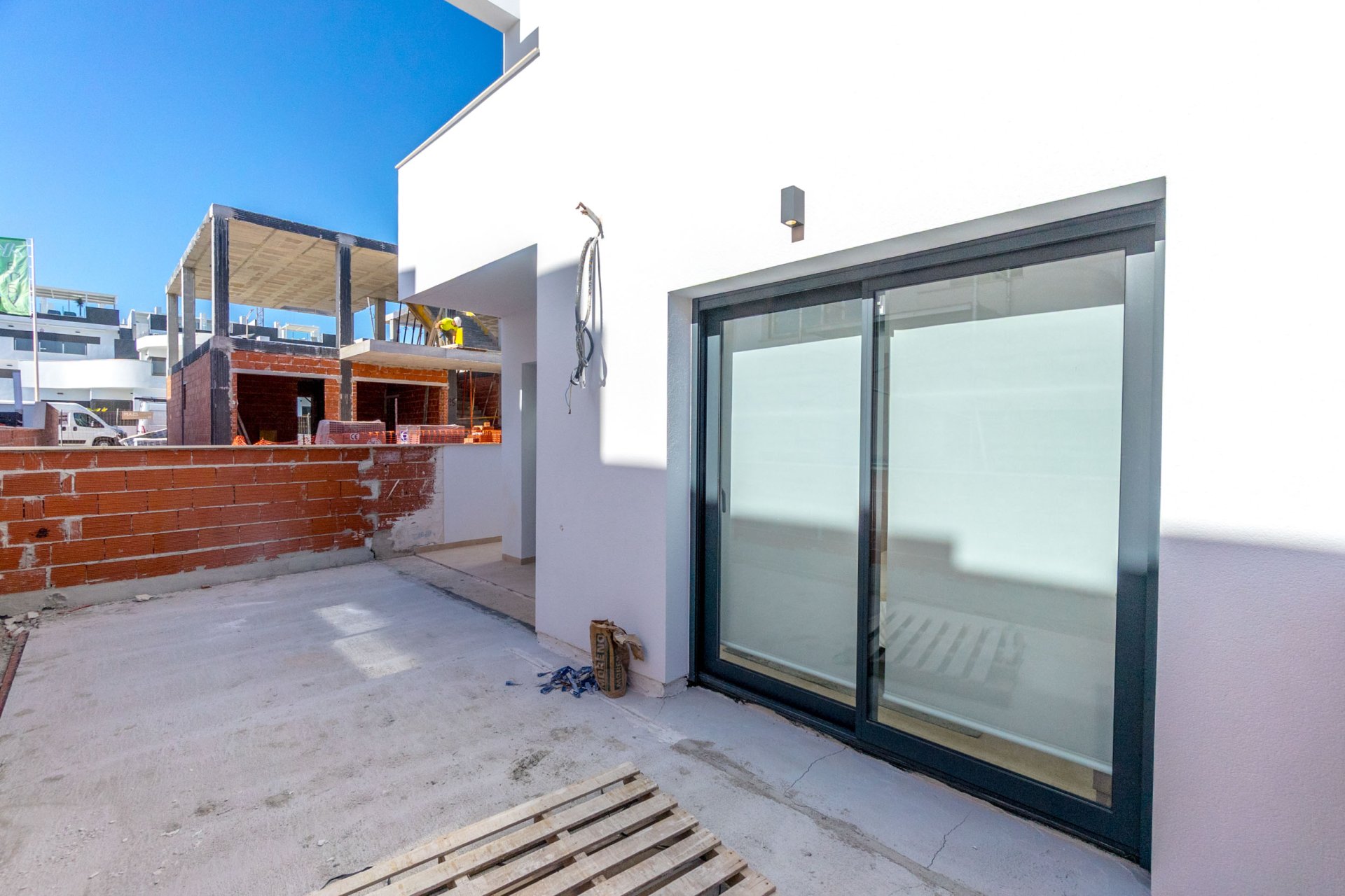 Новое здание - low-bungalow - Torrevieja