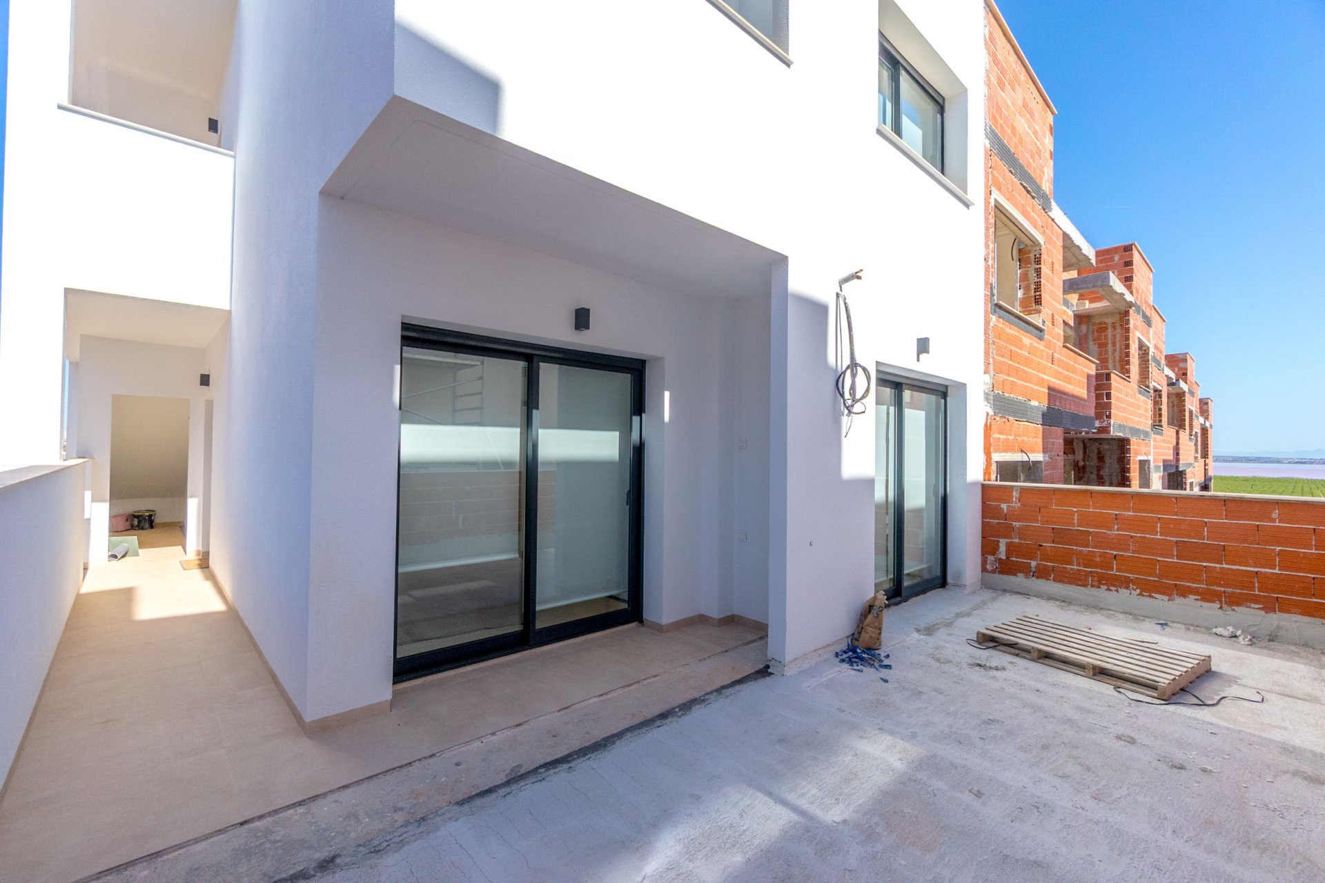 Новое здание - low-bungalow - Torrevieja