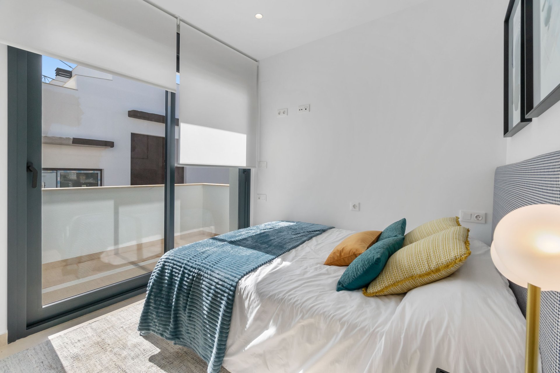 Новое здание - low-bungalow - Torrevieja