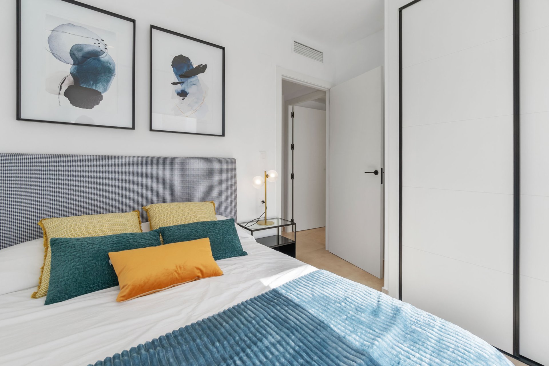 Новое здание - low-bungalow - Torrevieja