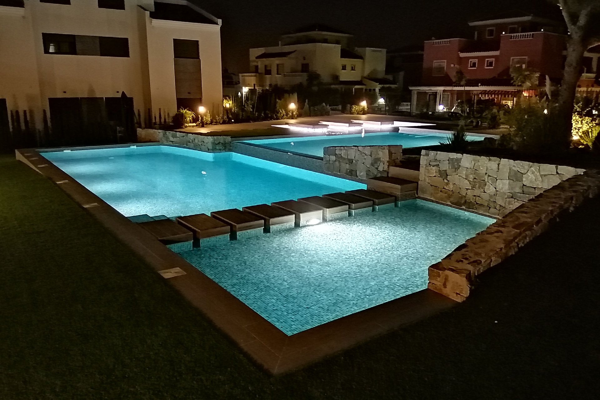 Новое здание - low-bungalow - Torrevieja