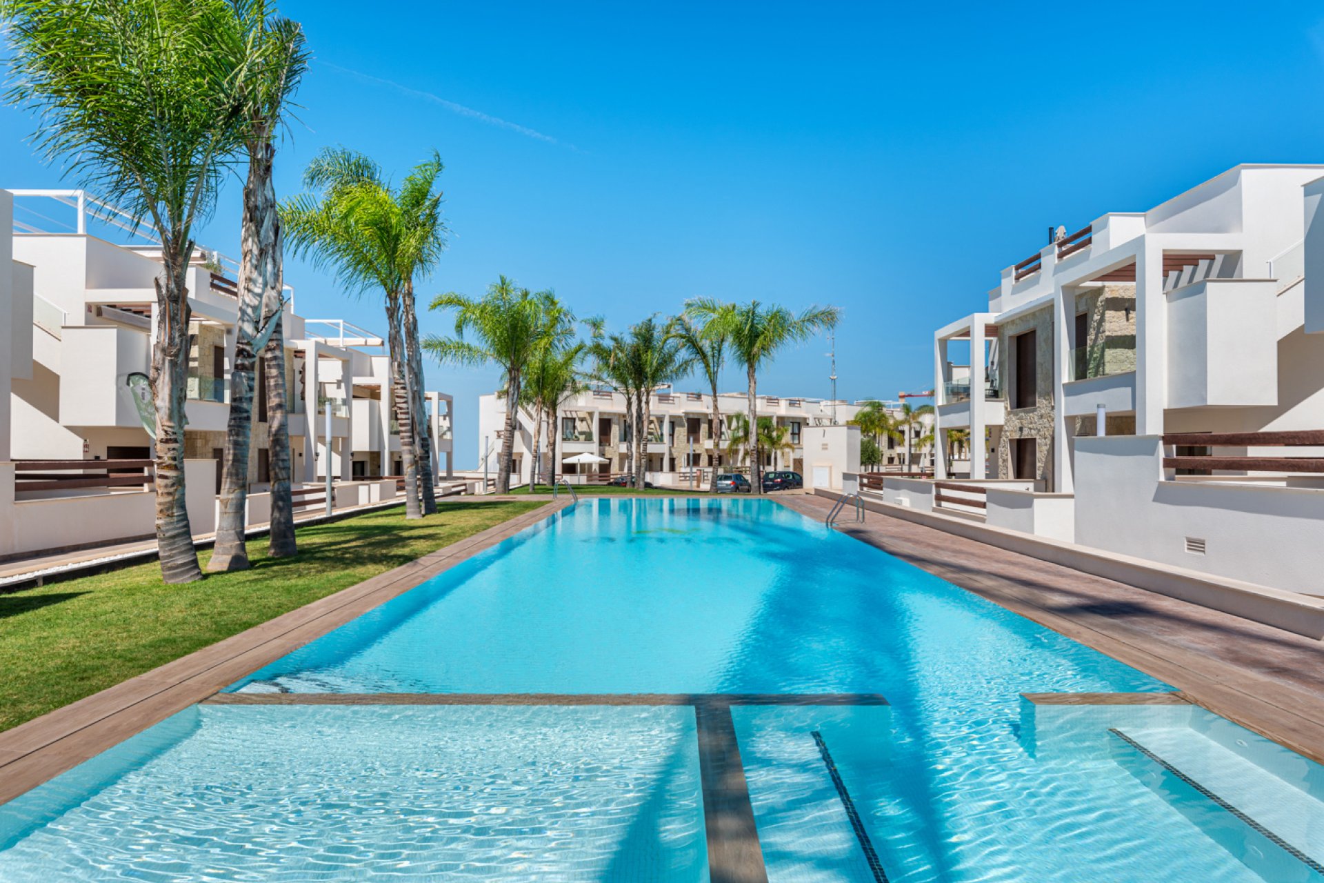 Новое здание - low-bungalow - Torrevieja