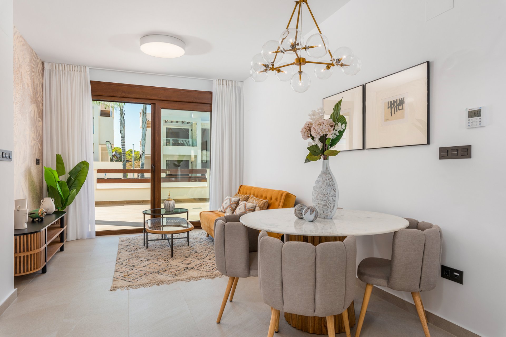 Новое здание - low-bungalow - Torrevieja