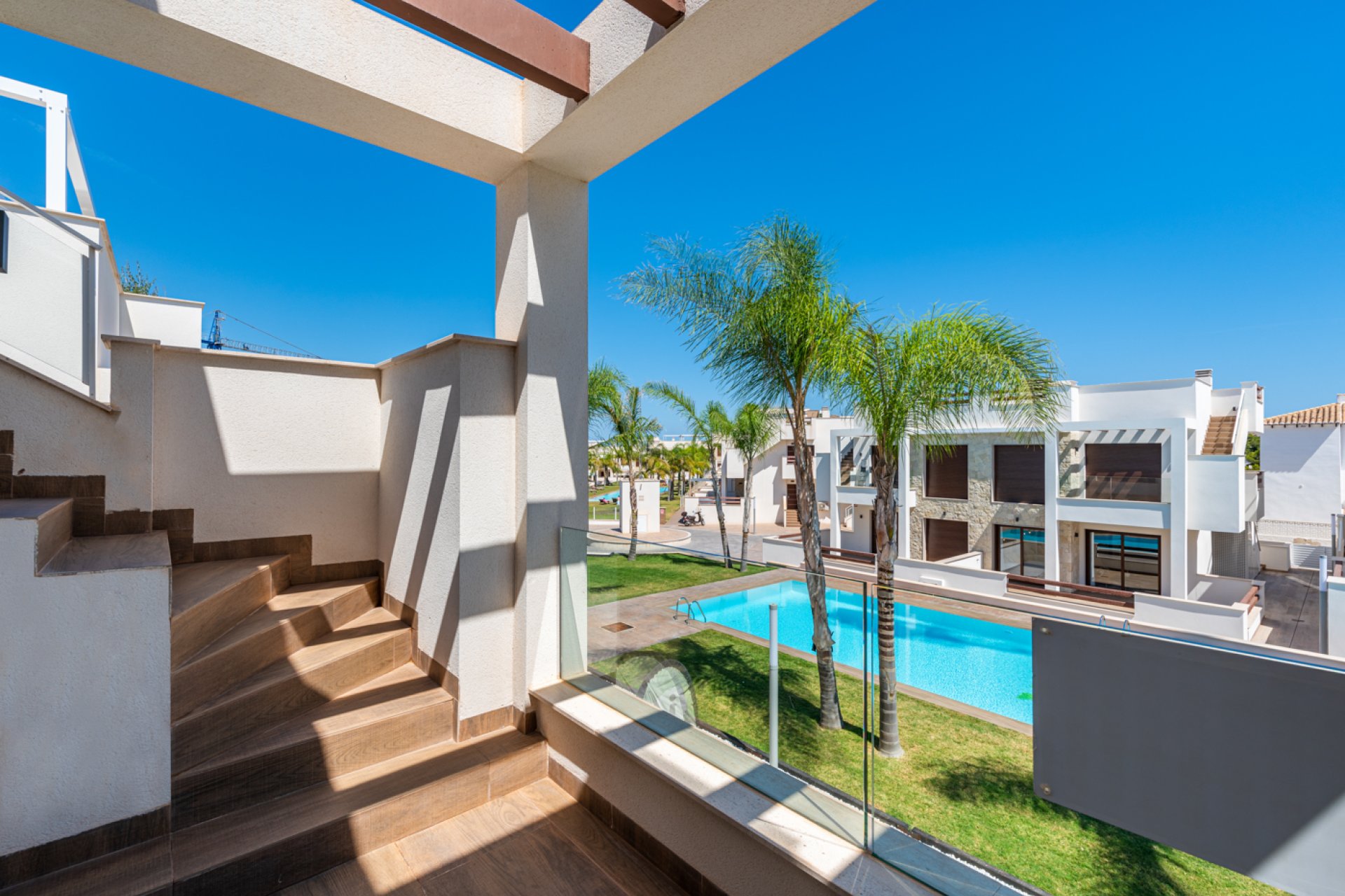 Новое здание - low-bungalow - Torrevieja