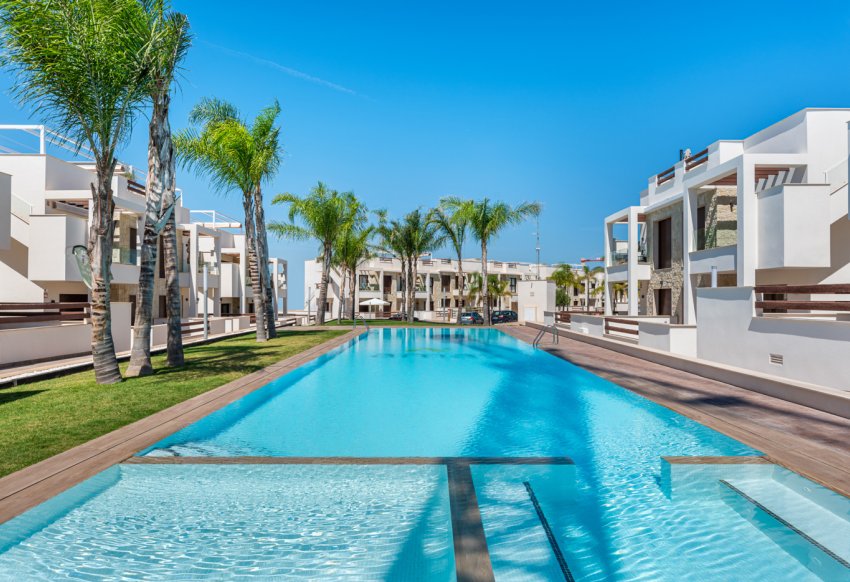 Новое здание - low-bungalow - Torrevieja