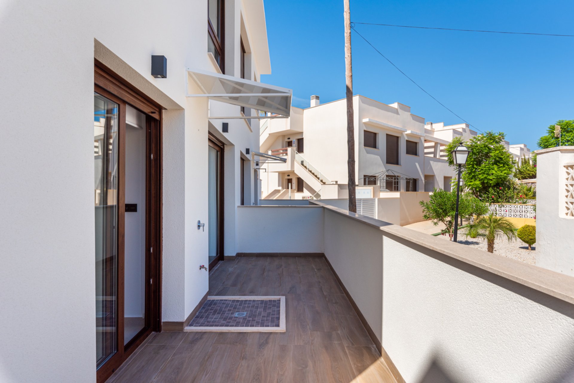 Новое здание - low-bungalow - Torrevieja
