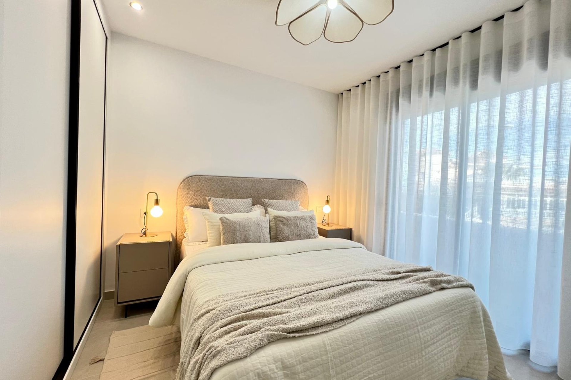 Новое здание - terraced - Benferri