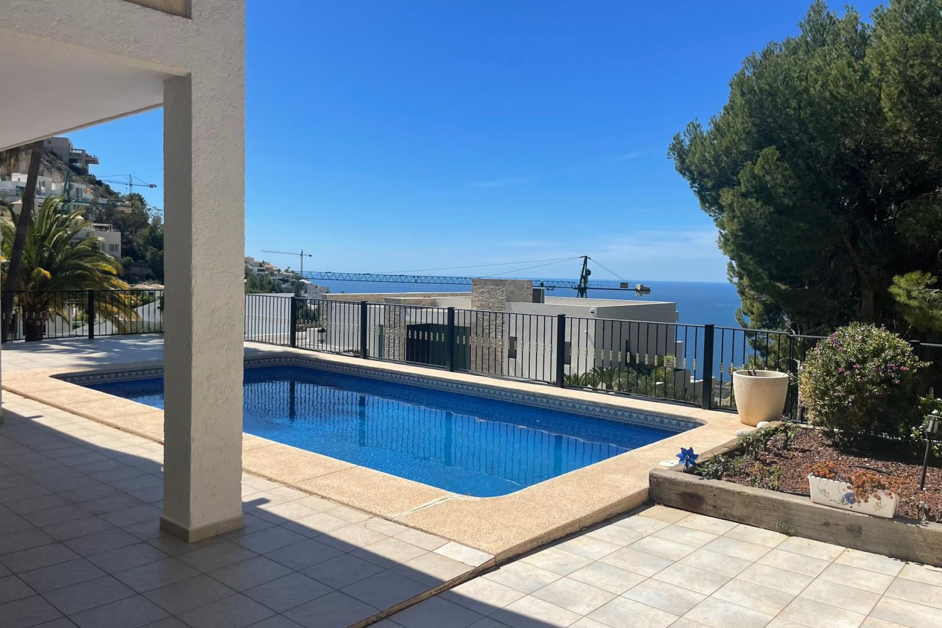 Новое здание - Villa - Altea