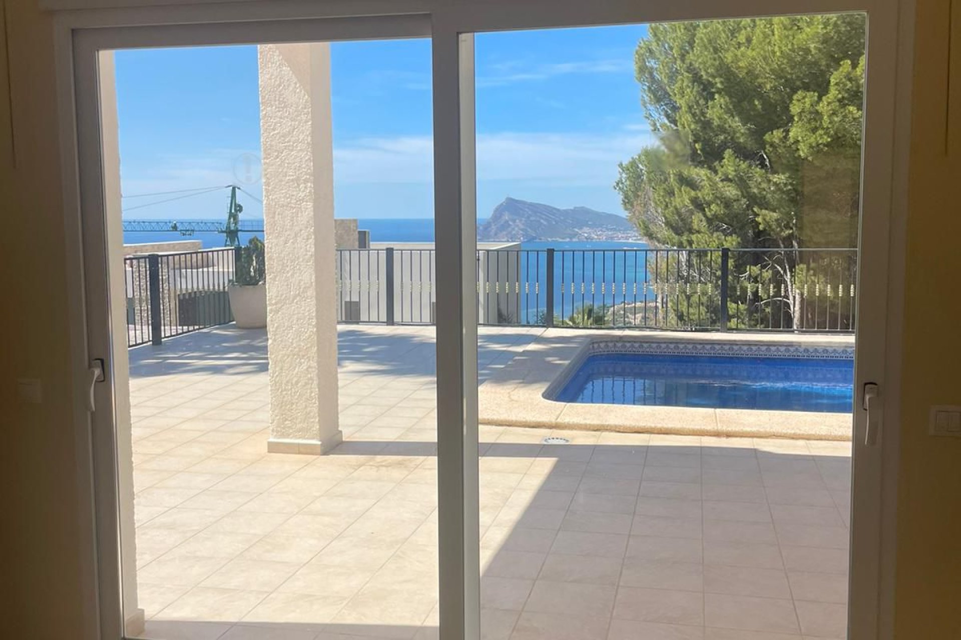 Новое здание - Villa - Altea