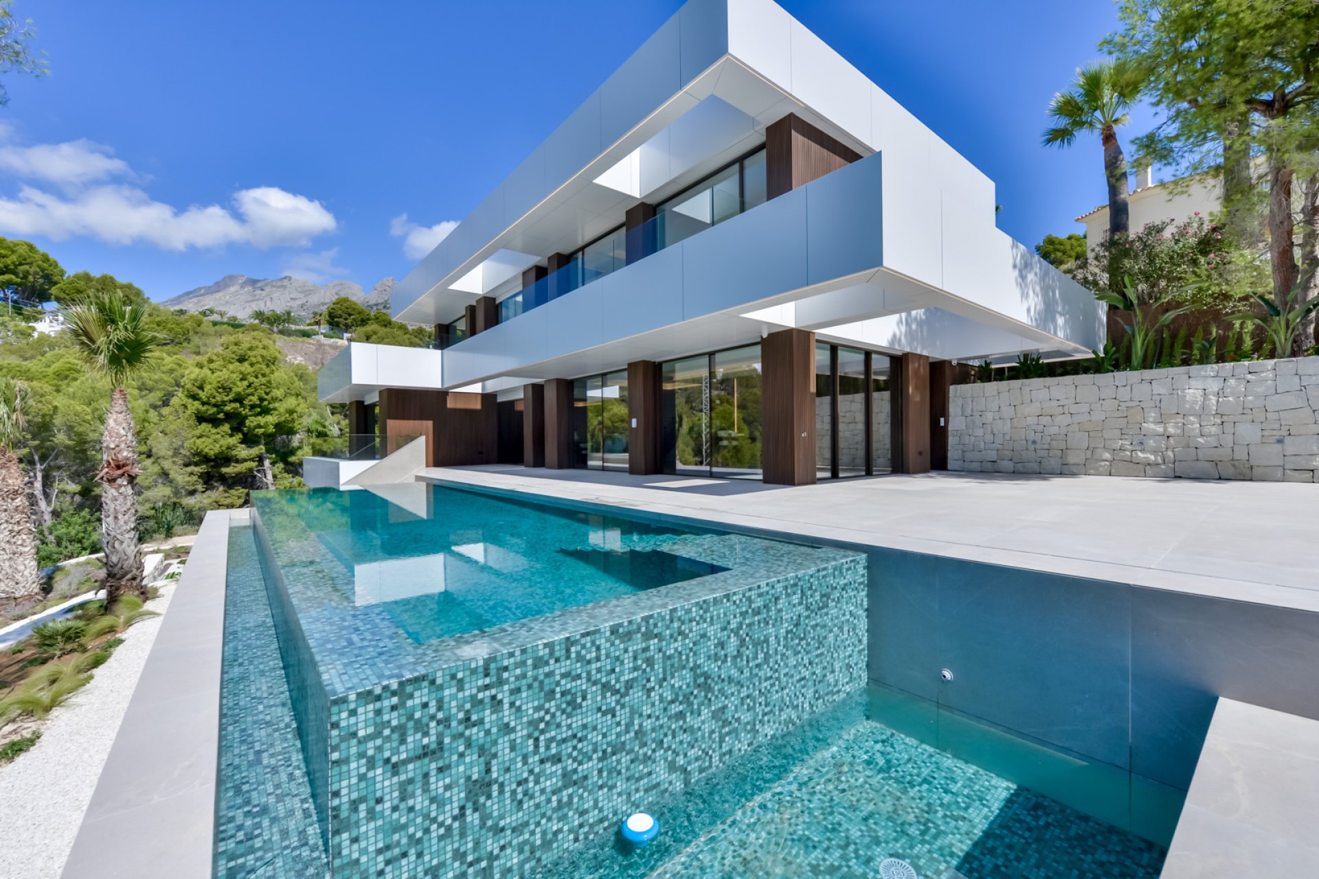 Новое здание - Villa - Altea