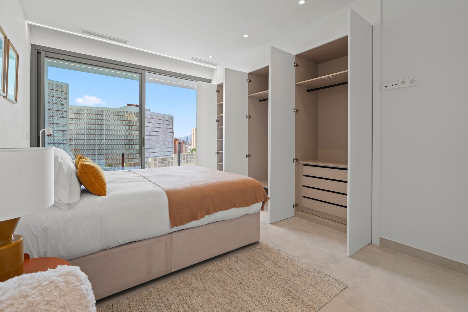 Новое здание - Villa - Benidorm