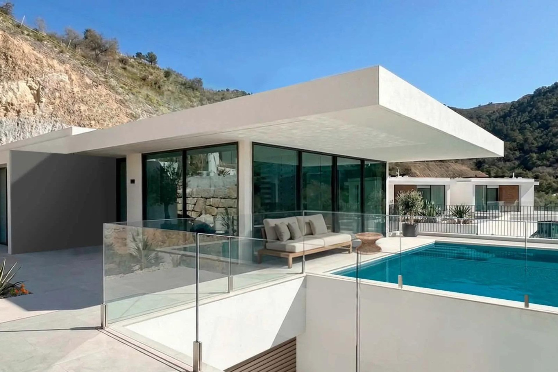 Новое здание - Villa - Benidorm