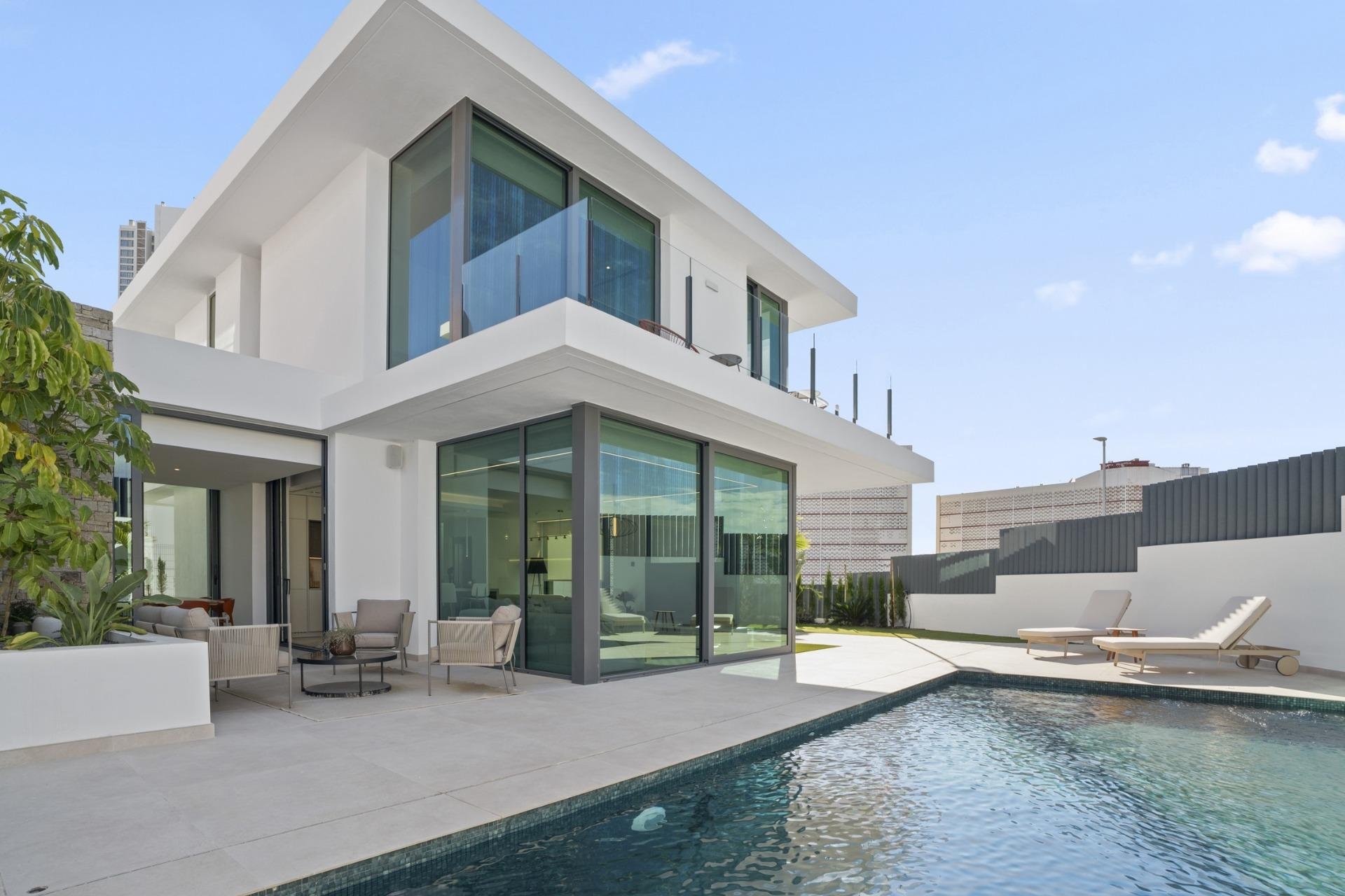 Новое здание - Villa - Benidorm