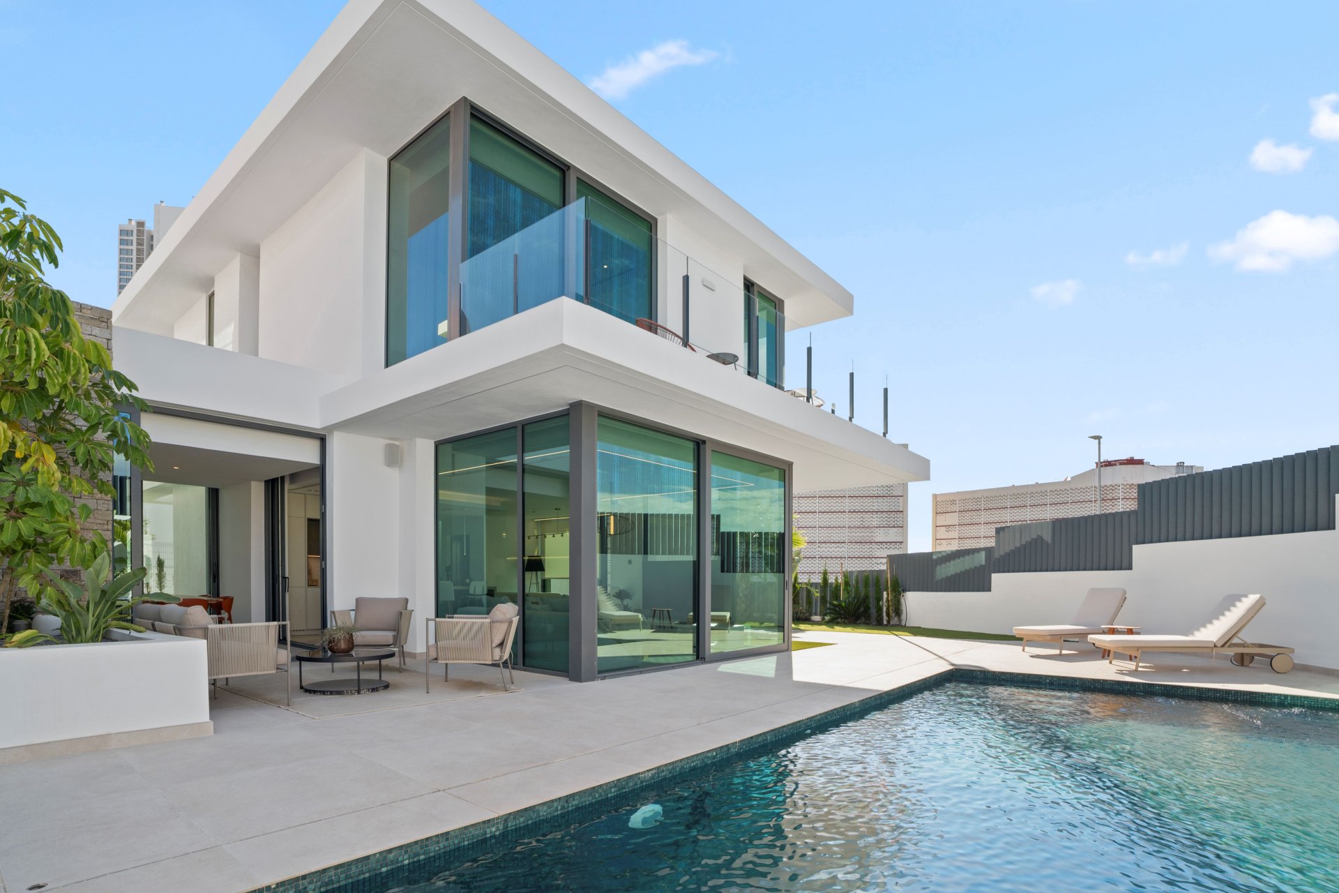 Новое здание - Villa - Benidorm