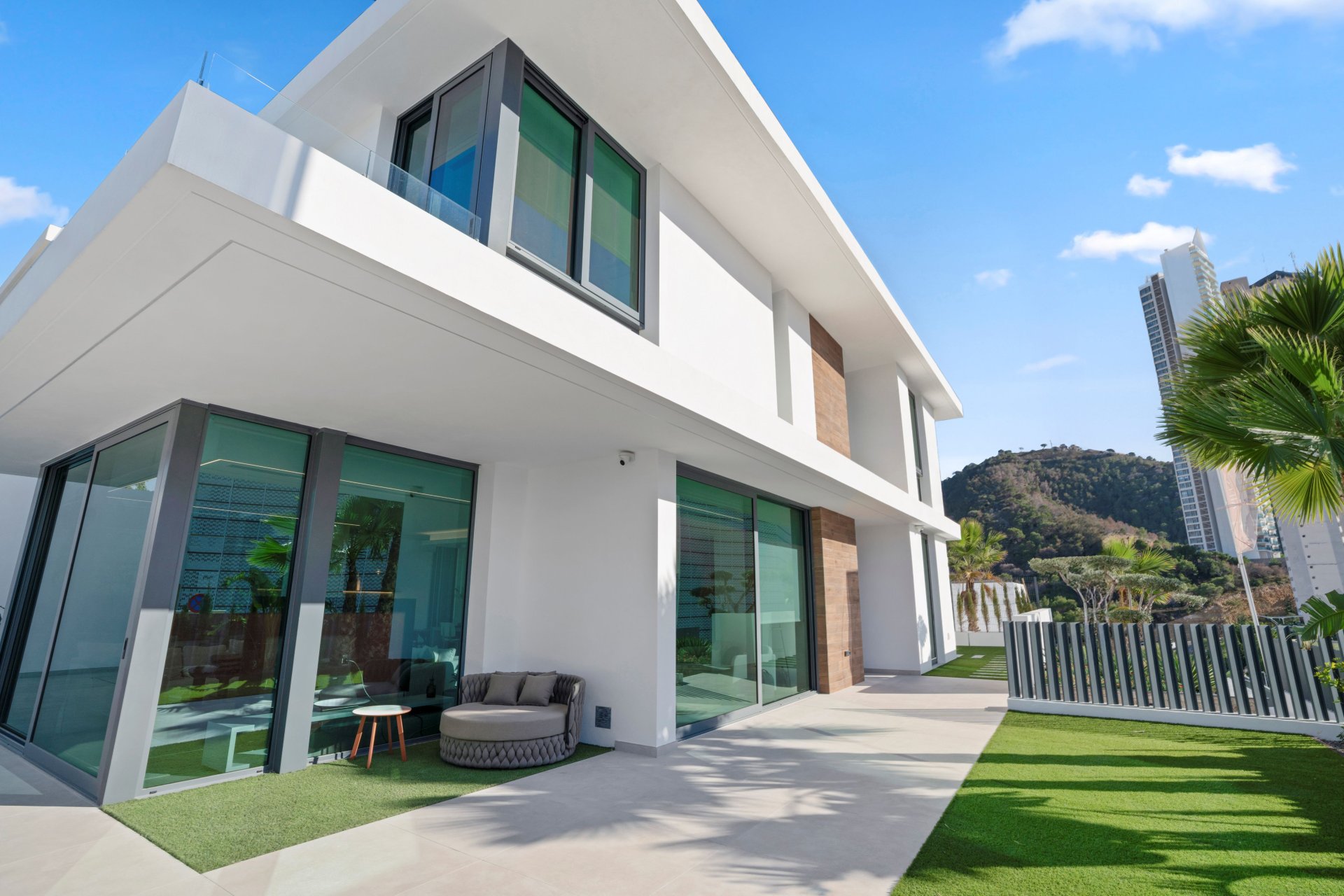 Новое здание - Villa - Benidorm