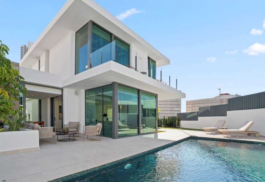 Новое здание - Villa - Benidorm