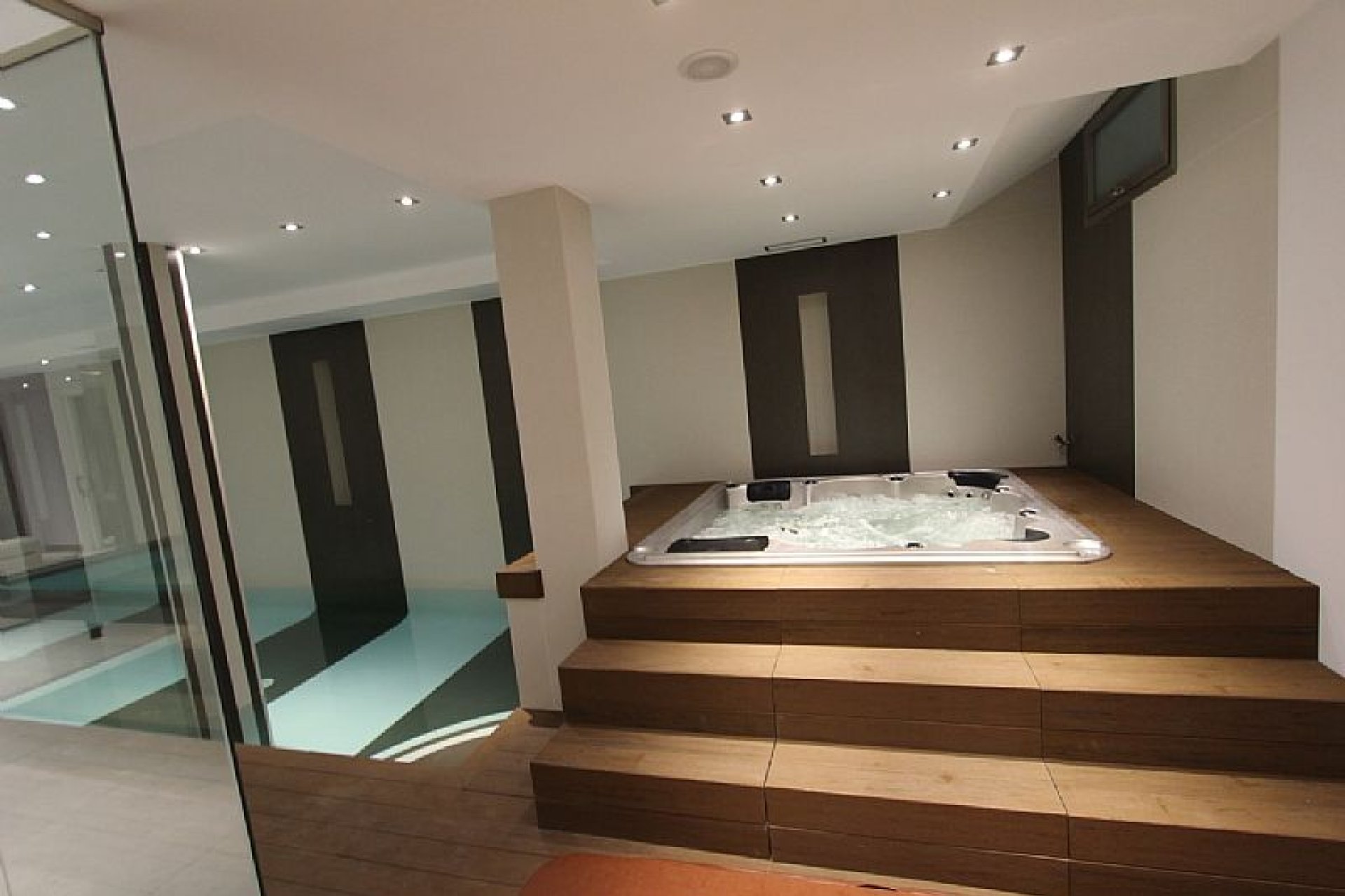 Новое здание - Villa - Calpe
