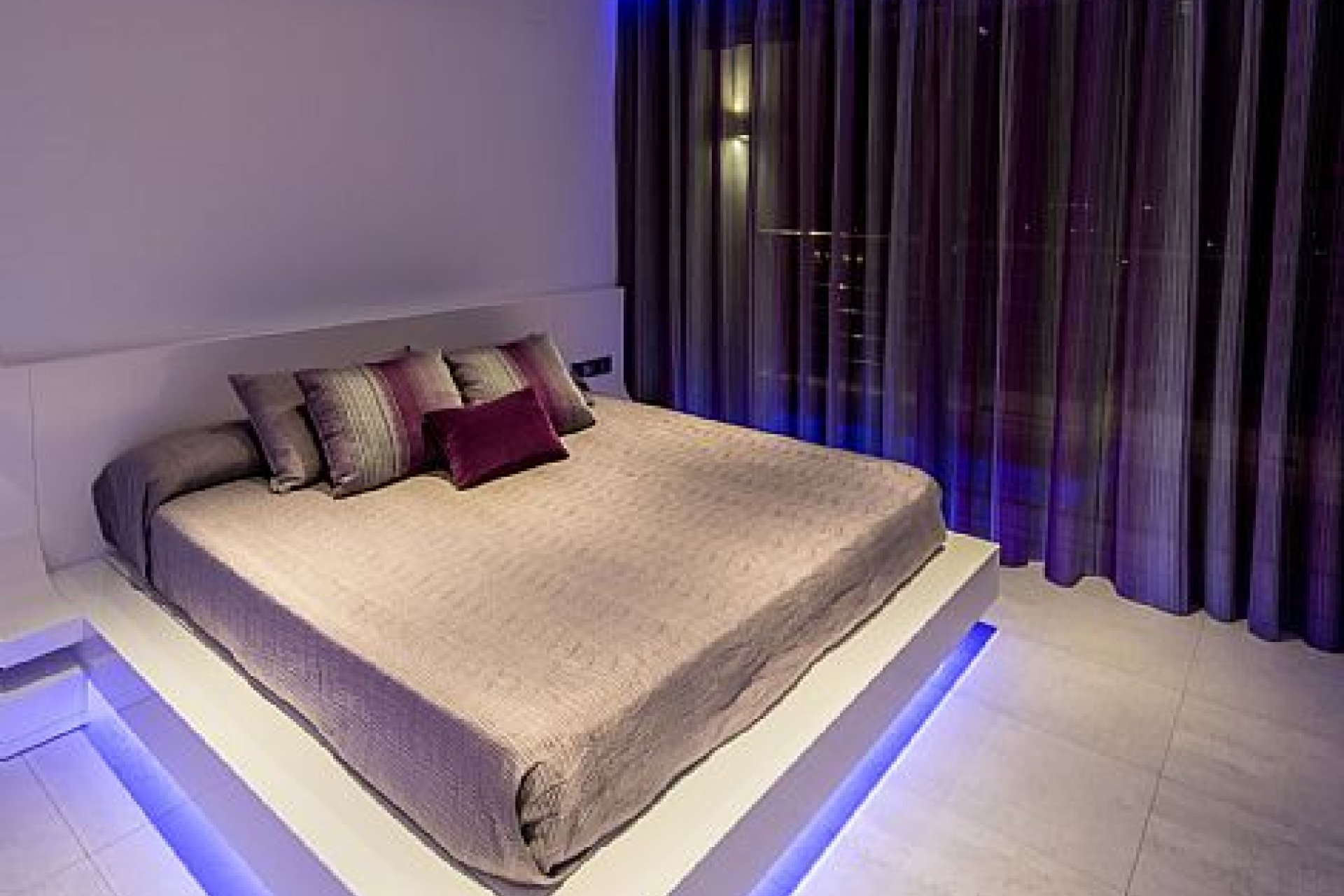 Новое здание - Villa - Calpe