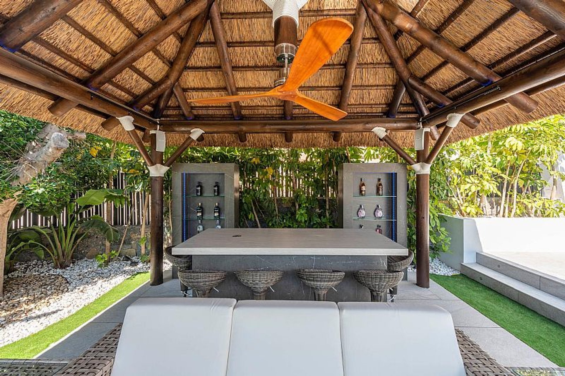 Новое здание - Villa - Calpe