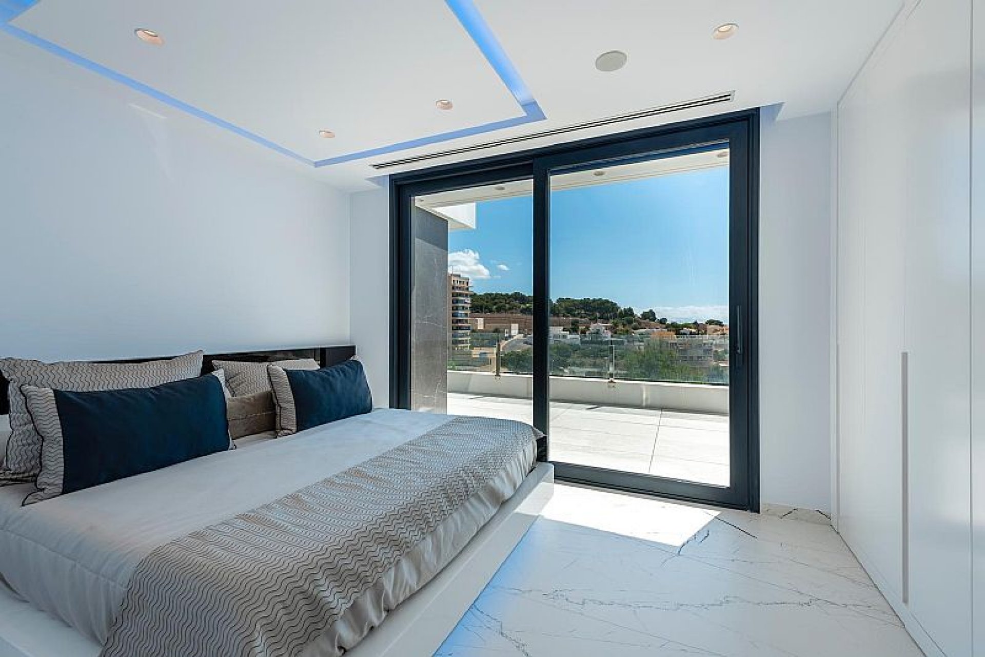 Новое здание - Villa - Calpe