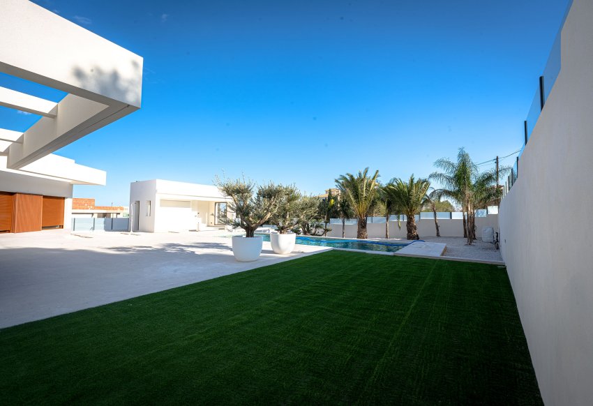 Новое здание - Villa - Ciudad Quesada