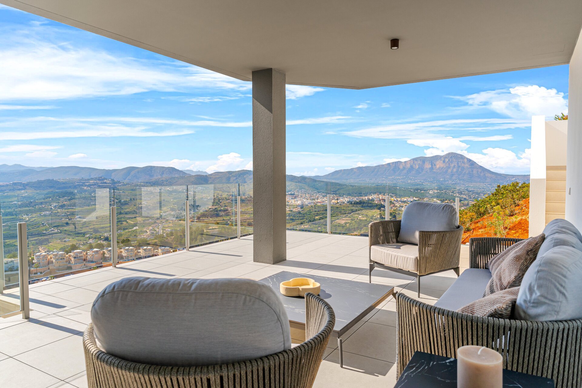 Новое здание - Villa - Cumbre del Sol