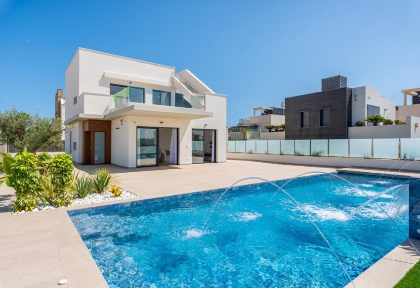 Новое здание - Villa - Dehesa de Campoamor