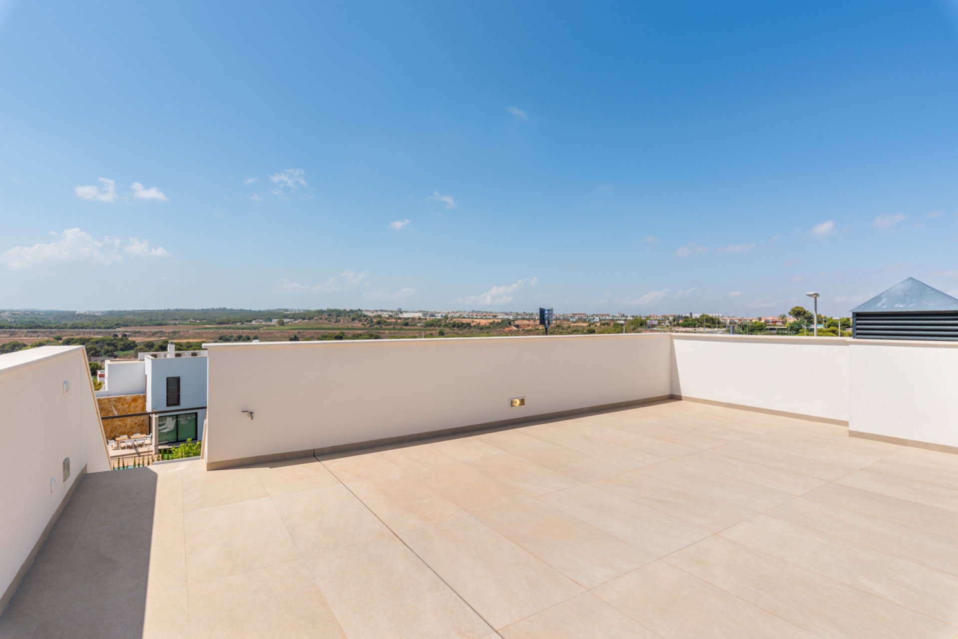 Новое здание - Villa - Dehesa de Campoamor