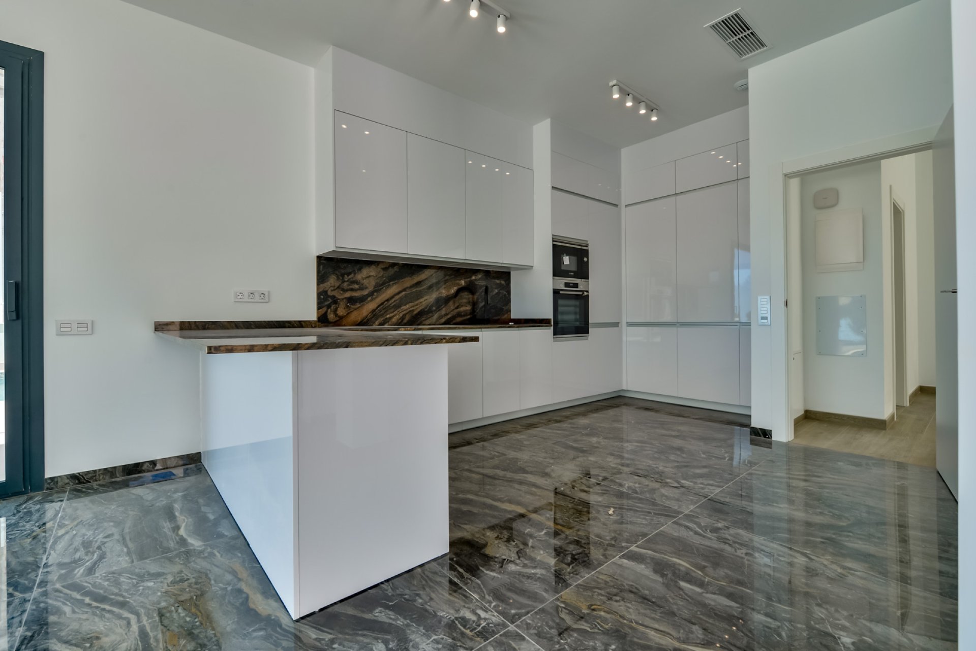 Новое здание - Villa - Finestrat
