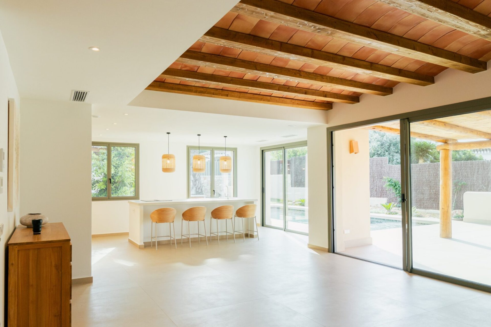 Новое здание - Villa - Jávea