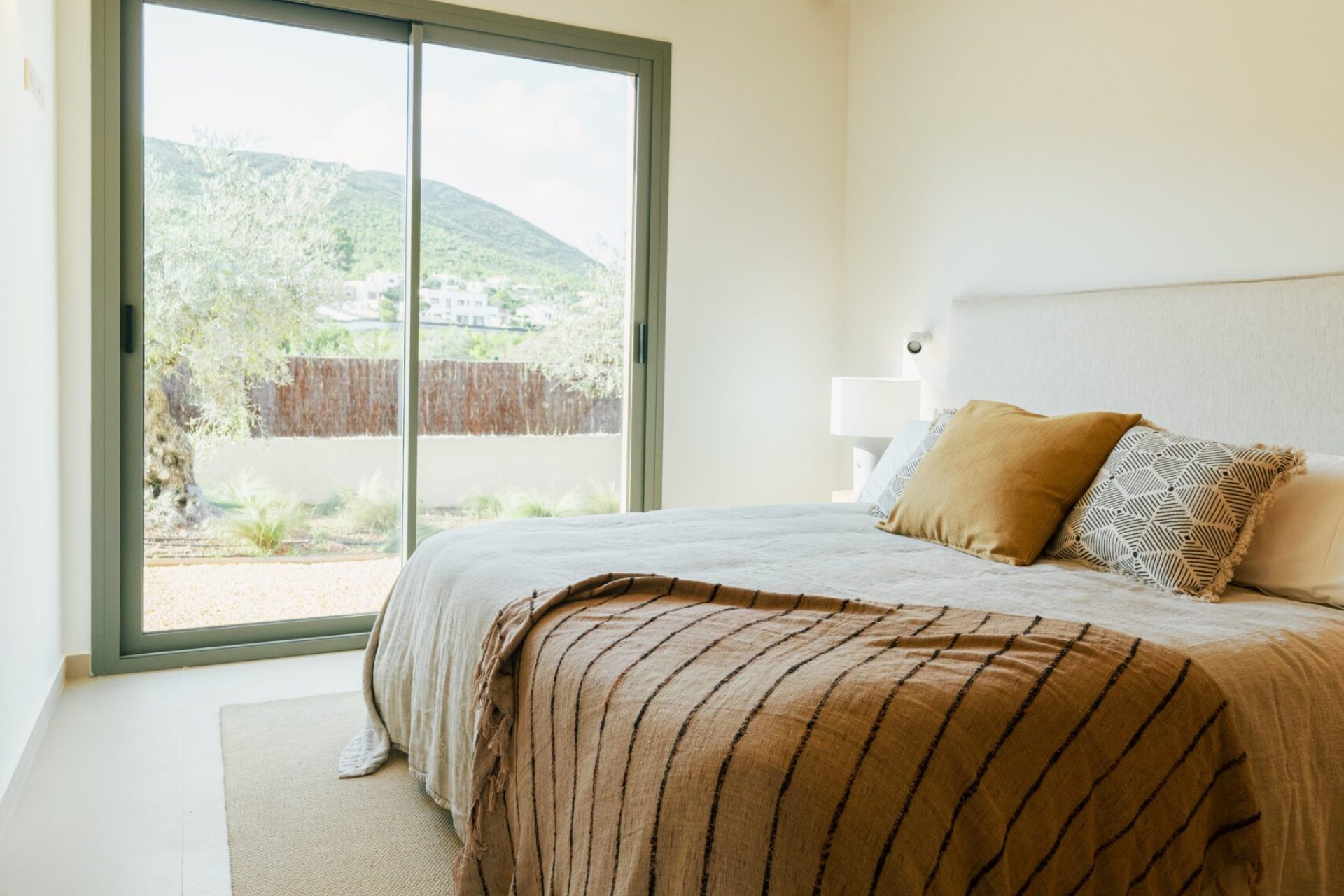 Новое здание - Villa - Jávea