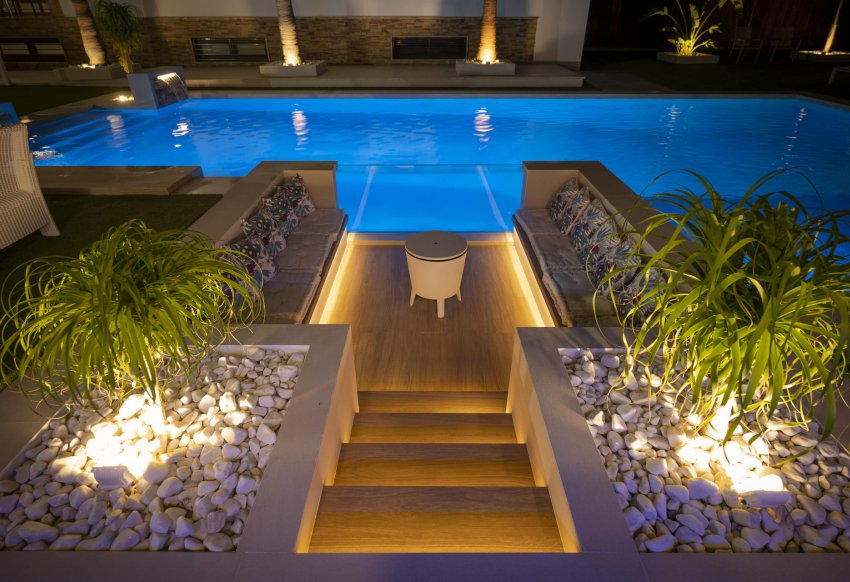 Новое здание - Villa - Jerónimo y Avileses